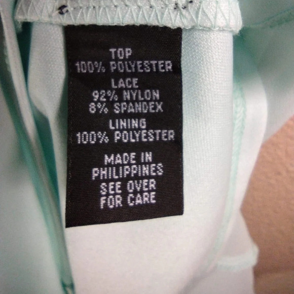 NWOT- BCX Light green / Blue Sleeveless Blouse. Size Medium. C132 - Picture 6 of 7